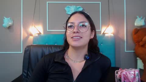 Sofa online show from November 10, 11:57 am