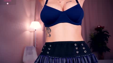 Snapshot of sofiabruno chatting on September 12, 6:37 am Hi My name is Sofia Welcome to my room Please thumbs up - its important online show from September 12, 6:37 am