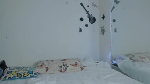 sofiacruz16 online show from December 1, 11:58 pm