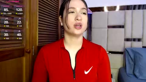 sofiaduque_26 online show from June 18, 5:18 pm