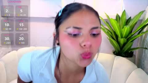 Sofia online show from May 6, 8:26 pm
