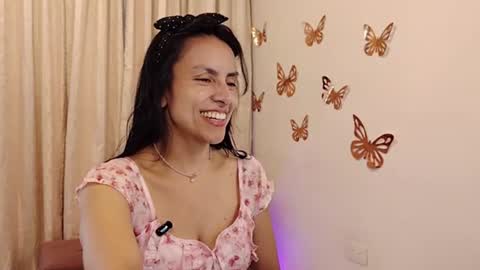 Sofi Bella online show from June 29, 7:02 pm