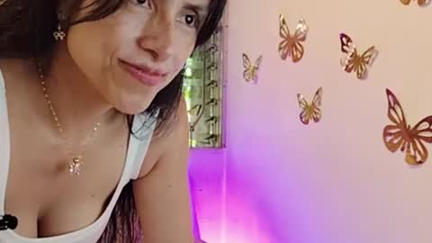 Sofi Bella online show from July 8, 7:28 pm