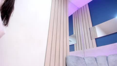 soficandy_ online show from April 29, 12:10 pm