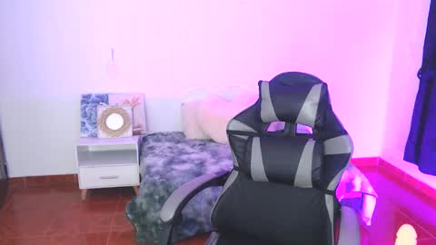 sofii__777 online show from November 25, 7:01 pm