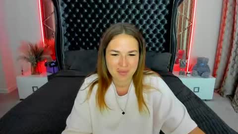 sofii_darling online show from June 15, 4:32 pm