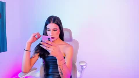 Sofi online show from June 29, 1:33 pm