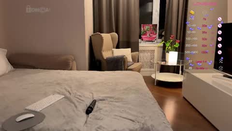 Snapshot of sofivolkova chatting on September 19, 6:33 pm Sofia online show from September 19, 6:33 pm