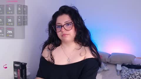 Lau  online show from March 1, 10:36 pm