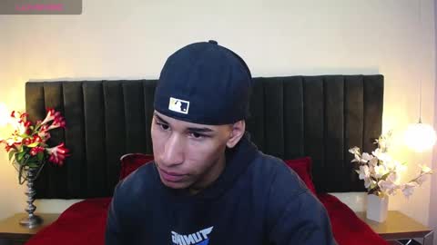 Cam and Amy online show from February 18, 8:08 pm