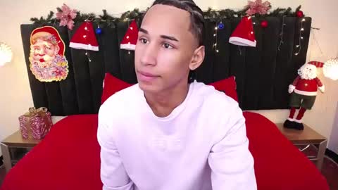 Cam and Amy online show from December 22, 7:53 pm