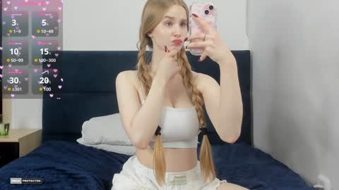 kitty katy online show from December 6, 3:28 pm