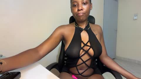soft_nicole online show from June 29, 12:51 am