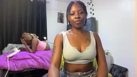 soft_nicole online show from February 16, 11:03 pm