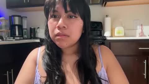 softandcreamyass online show from March 9, 11:42 pm