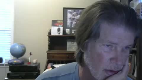 Brett online show from April 29, 8:24 pm