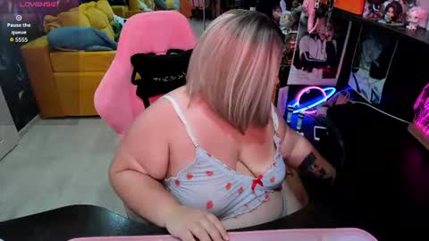 Sofie online show from July 29, 2:11 am