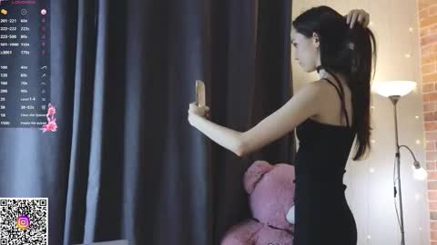 Elly online show from November 11, 6:26 am