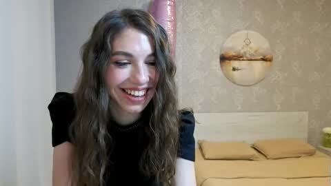 Kelly online show from June 21, 4:24 pm