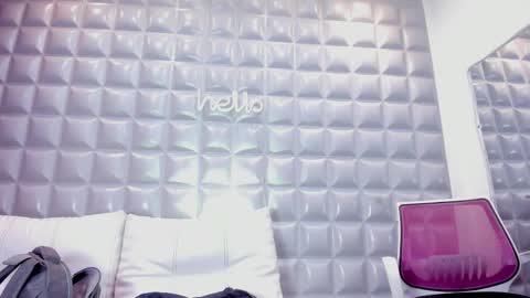 SOL  ANGEL online show from December 20, 4:03 pm