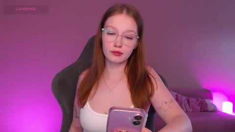 Jennifer Jenny Jen online show from April 30, 9:58 am