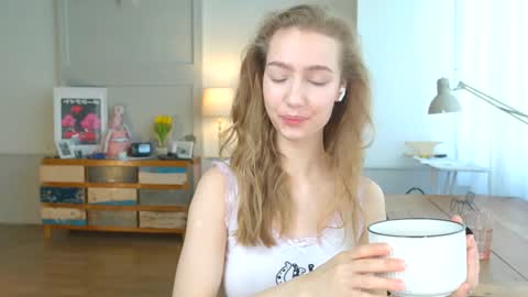 Bella online show from February 1, 11:10 am