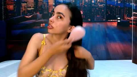 solarboom18 online show from December 1, 7:12 pm