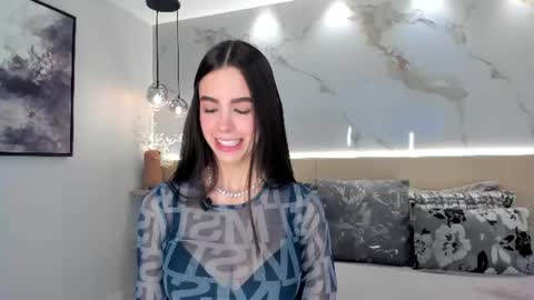 Sol Avelar online show from June 17, 11:43 pm