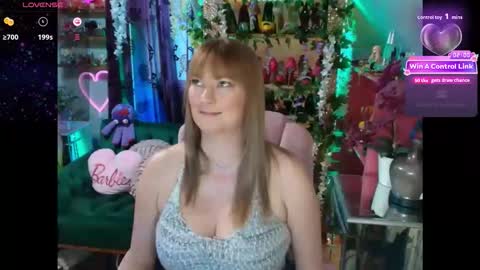 solesticia online show from February 12, 9:40 pm