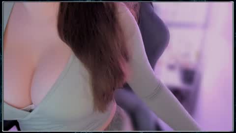 Gaby Solis online show from May 1, 6:35 pm