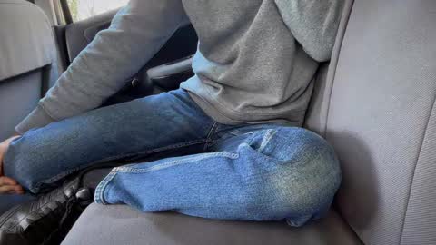 Snapshot of sondages chatting on March 6, 12:19 pm Sondages online show from March 6, 12:19 pm