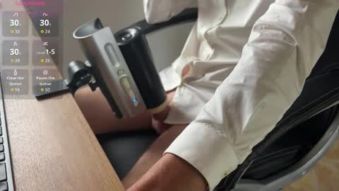 Snapshot of sondages chatting on September 22, 8:51 am Sondages online show from September 22, 8:51 am