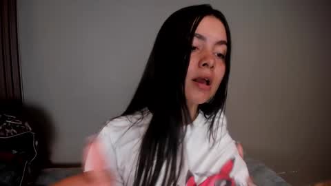 sonia_alvarado online show from December 5, 12:25 am