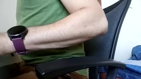 sonicegay online show from July 8, 9:13 am