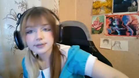 Mila online show from July 1, 3:21 pm