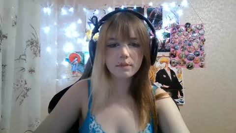 Mila online show from July 26, 4:15 pm