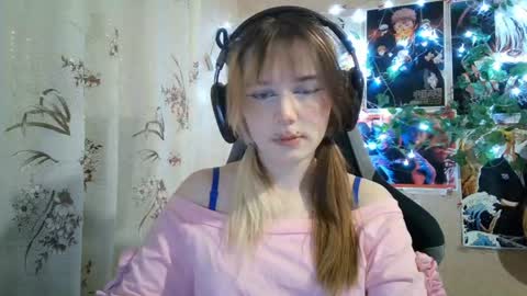 Mila online show from July 10, 5:39 pm