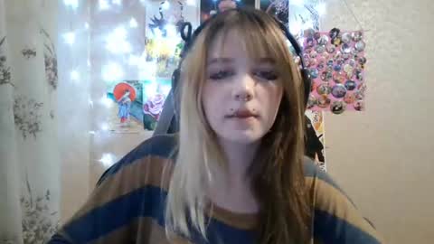 Mila online show from July 24, 4:04 pm