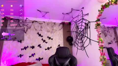 Shophi online show from November 5, 11:45 am