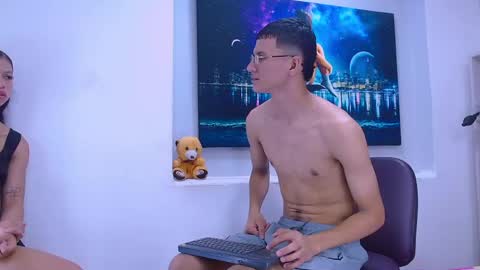 sophi_y_jack online show from April 26, 5:27 am