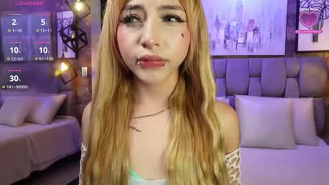 Sophia online show from November 2, 1:44 pm