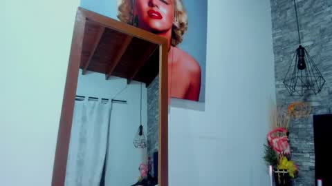 Sophia  online show from November 16, 1:02 pm