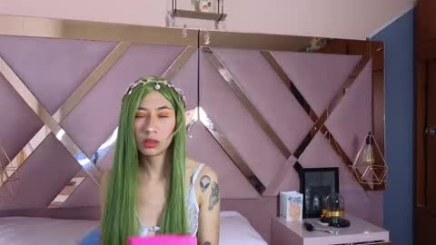 Snapshot of sophia_grand chatting on September 14, 5:25 pm Sophia Grand online show from September 14, 5:25 pm
