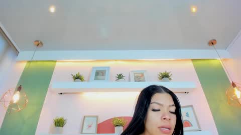 Sophi online show from April 27, 12:03 pm