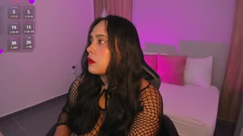 sophia_solerr online show from June 16, 2:37 am