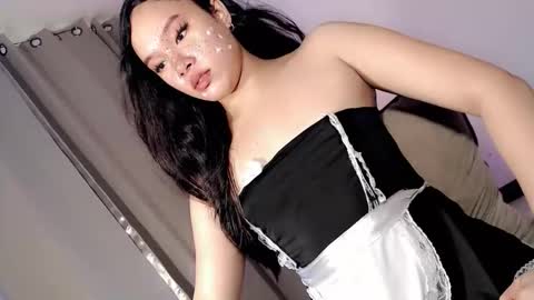 sophia_walker18 online show from April 30, 9:41 pm