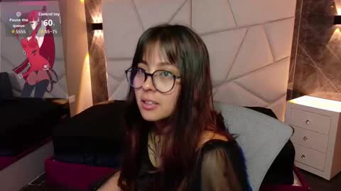 Sophi  online show from October 26, 11:11 am