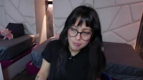 Sophi  online show from February 2, 11:28 am