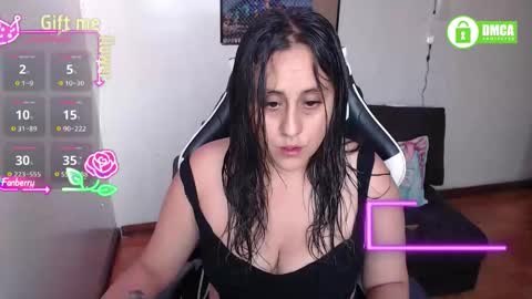 sophiaa_vega_ online show from February 14, 11:57 am