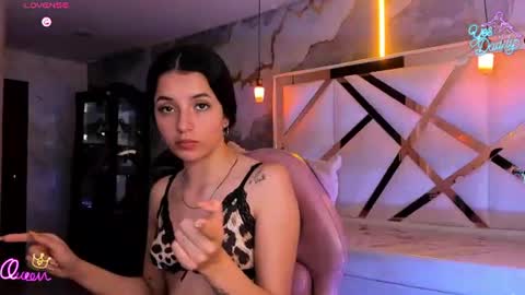 sophiadoll_tf online show from August 6, 1:20 pm